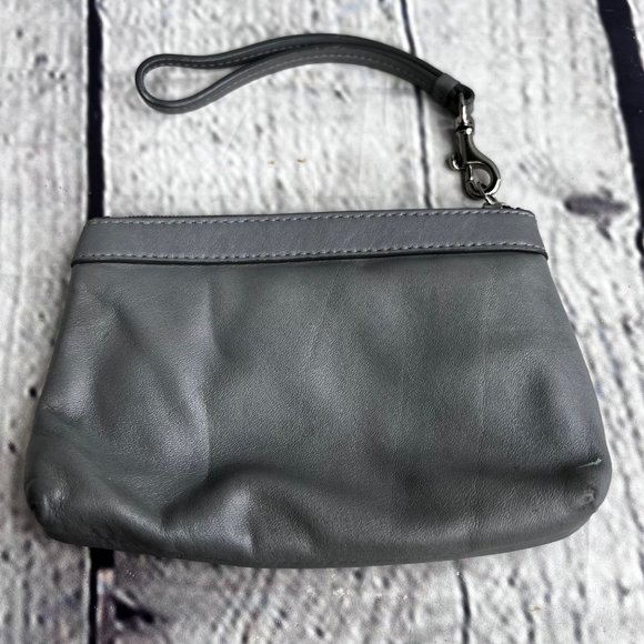 Coach Gray Leather Wristlet Bag Zip Top Pleated Purse - Picture 5 of 7